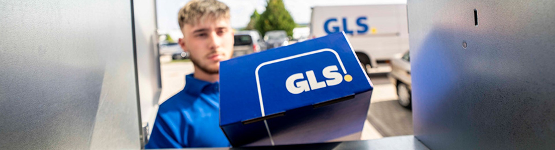 Internationaler Paketversand Zustellung Paketbox